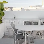 The Exquisite Townhouse In Aloha Gardens
