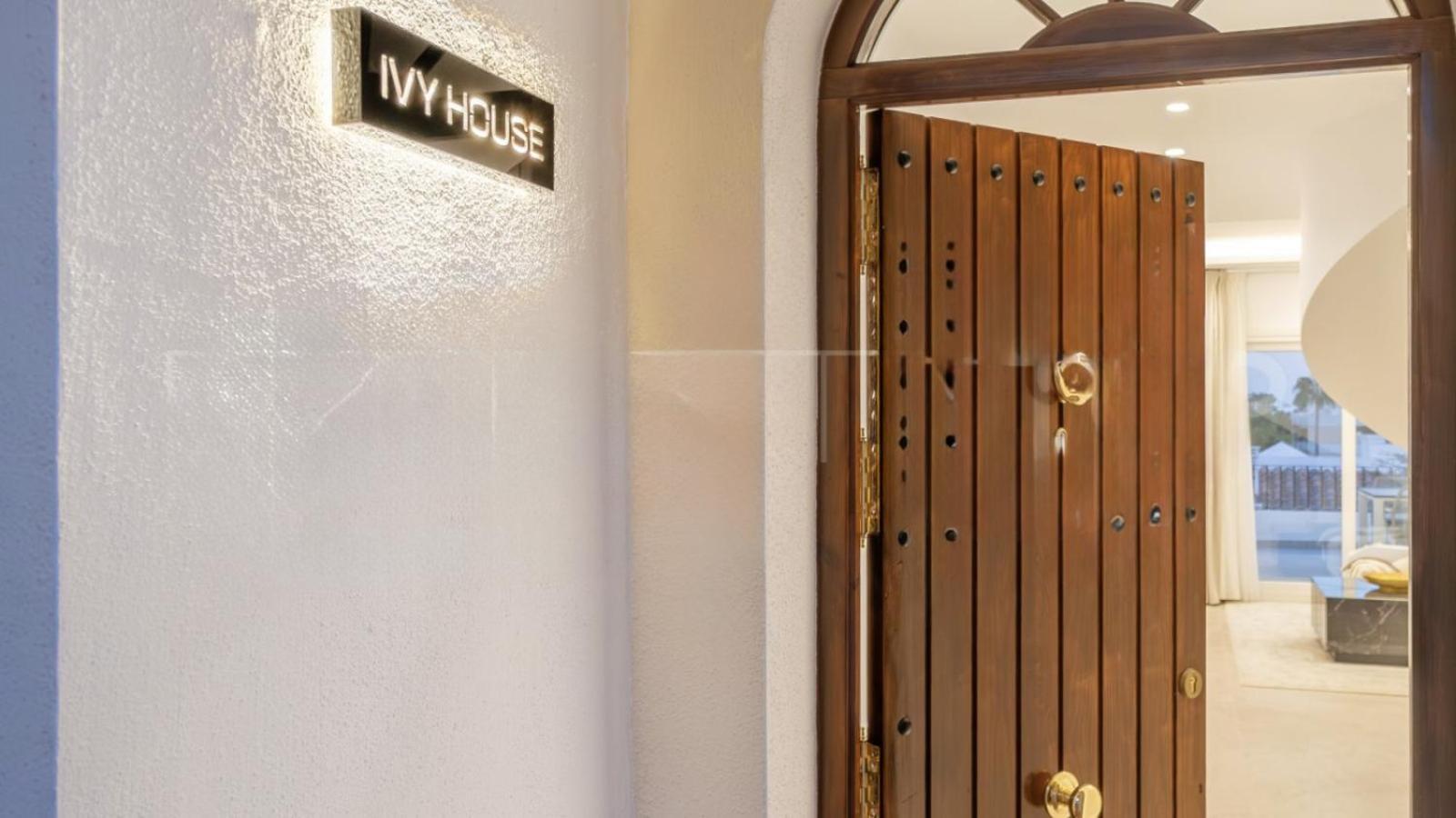 Holiday home The Exquisite Townhouse In Aloha Gardens